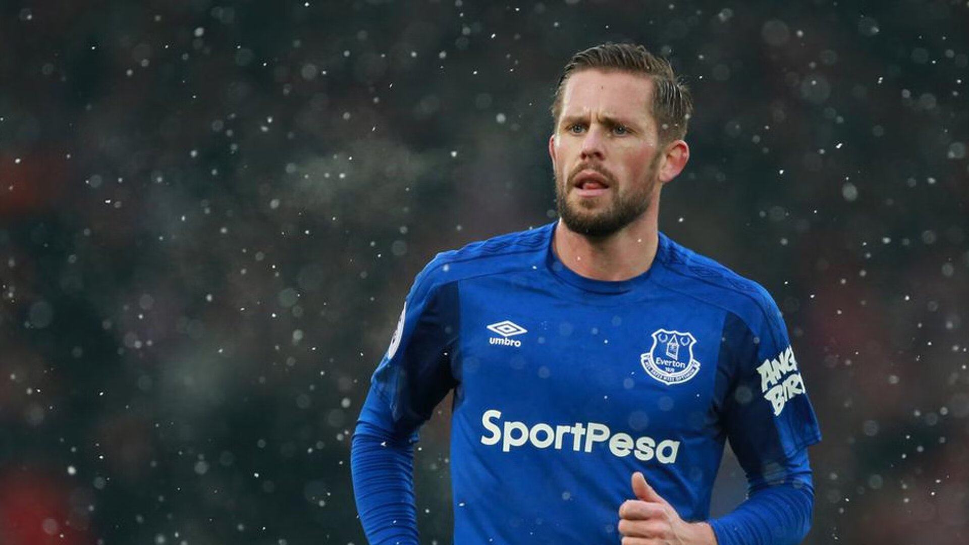 开云体育官网上-利物浦边锋复苏,射门效率回升,效力过利物浦的边锋