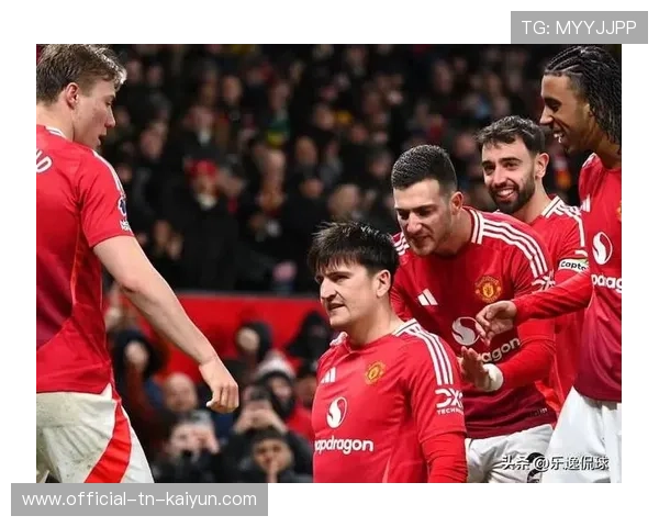 曼联管理层强调逐步重建而非短期冲刺策略，曼联新任总监